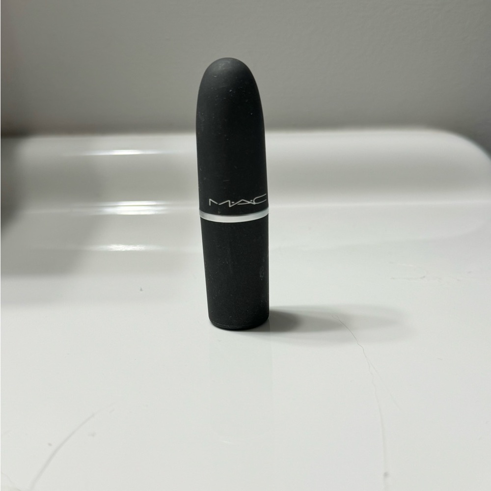MAC Reverence Powder Kiss Lipstick